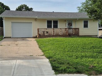 204 Dakota St, Leavenworth, KS 66048
