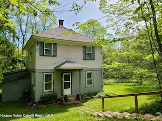 37 Ulster and Delaware Turnpike, Big Indian, NY 12410