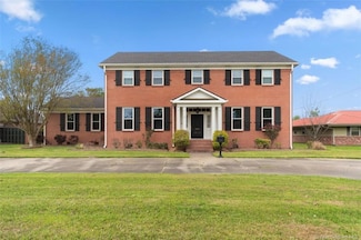 3810 Lake St, Lake Charles, LA 70605