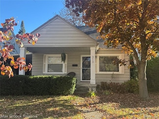 313 S Dorchester Ave, Royal Oak, MI 48067