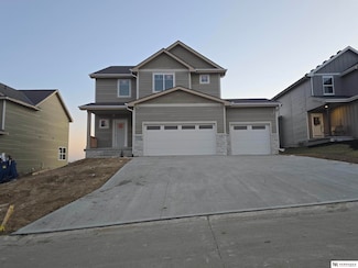 17547 Potter St, Bennington, NE 68007