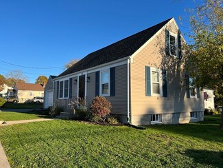 57 W Barrows St, Cumberland, RI 02864