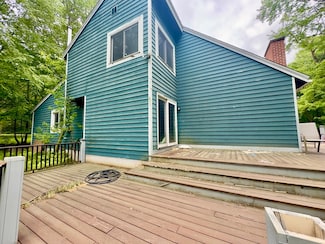139 E Hill Rd, Brimfield, MA 01010