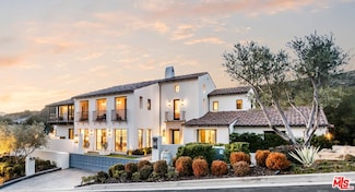 2691 Country Ridge Rd, Calabasas, CA 91302