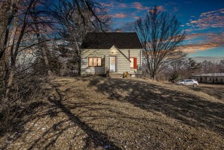 630 Maple Ave E, Mora, MN 55051