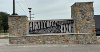 1059 Glenoaks Dr, Weatherford, TX 76088