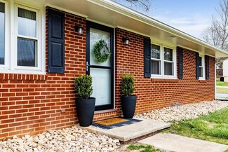 50 Twin Hill Rd, Stuarts Draft, VA 24477