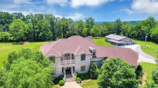 2061 McMahan Hollow Rd, Pleasant View, TN 37146