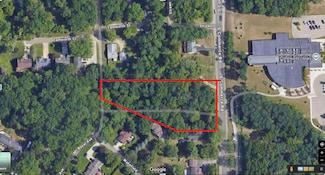 4615 S Commerce Rd, Commerce Township, MI 48382