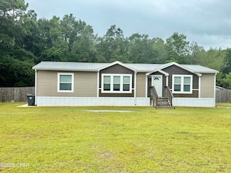 836 Phillips Dr, Freeport, FL 32439