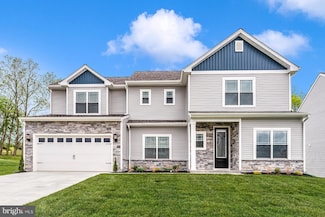 512 Abigail Ave, Waynesboro, PA 17268