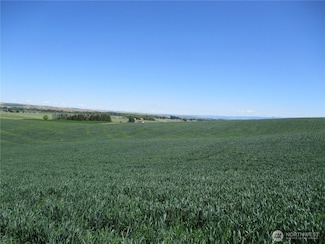 4285 Detour Rd, Touchet, WA 99360