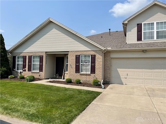 5047 Twin Lakes Cir, Clayton, OH 45315
