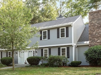 68 Macintosh Ln, Boxborough, MA 01719