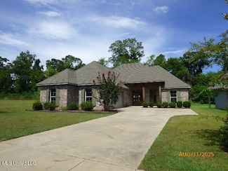 40 Hedges Plantation Place, Natchez, MS 39120