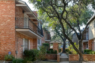 6718 Callaghan Rd Unit 404, San Antonio, TX 78229