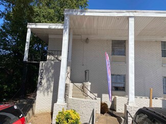 1056 Poplar Ave, Memphis, TN 38105