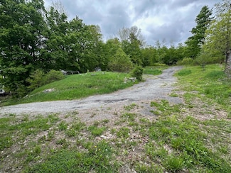 23 High St, Livermore Falls, ME 04254