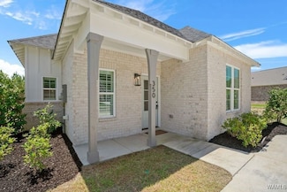 350 Shiloh Creek Dr, Calera, AL 35040