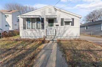 115 Chandler Ave, Pawtucket, RI 02860