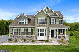 13235 John Martin Dr, Williamsport, MD 21795