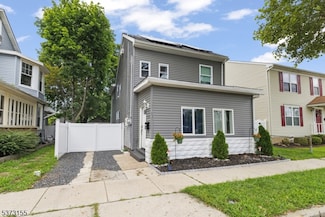 403 W Broad St, Palmyra, NJ 08065