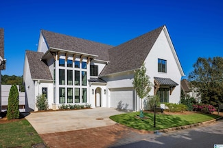 1719 Collinwood Ct, Vestavia Hills, AL 35243
