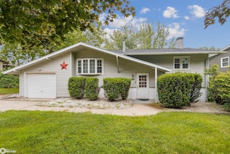 622 E Alta Vista Ave, Ottumwa, IA 52501