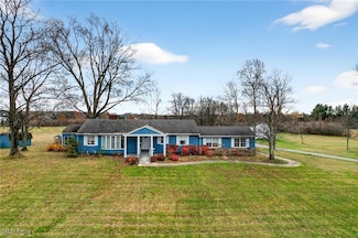 13149 Gar Hwy, Chardon, OH 44024