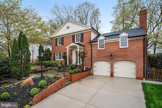 7100 Marbury Rd, Bethesda, MD 20817