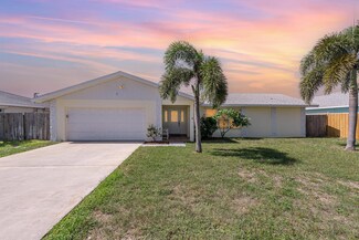 372 Lee Ave, Satellite Beach, FL 32937