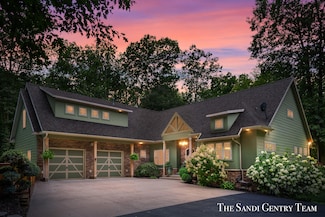 11667 Zoe Ave, West Olive, MI 49460