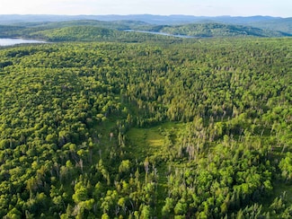 7 Diamond Pond Rd, Stewartstown, NH 03576
