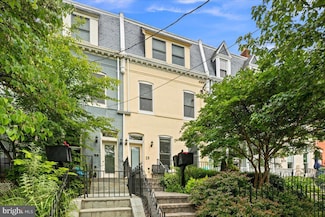 4215 8th St NW Unit 1, Washington, DC 20011