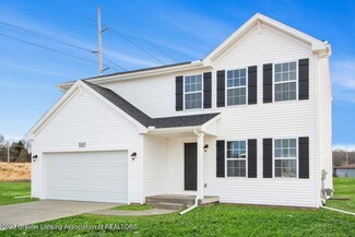 882 Saint Johns Chase, Grand Ledge, MI 48837