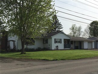3280 W Yorkshire Rd, Chaffee, NY 14030