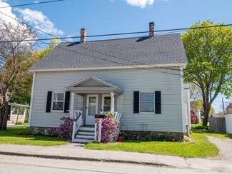 25 Purchase St, Rockland, ME 04841
