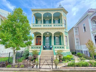 1808 Postoffice St, Galveston, TX 77550