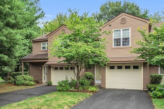 210 Ridgefield Cir Unit B, Clinton, MA 01510
