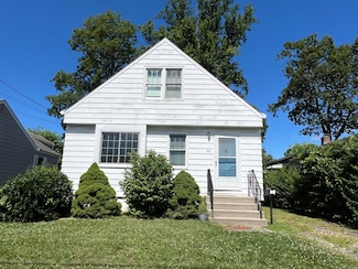 80 Holcomb St, West Haven, CT 06516