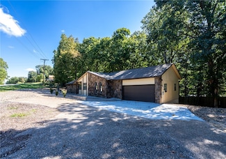 1 Ramsey Dr, Bella Vista, AR 72714