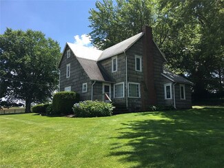 9584 Lisbon St E, East Canton, OH 44730