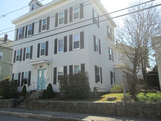 67 Friend St Unit 7, Gloucester, MA 01930