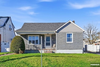 55 Burns Ave, Lodi, NJ 07644