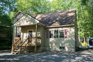 116 Country Club Dr, Thornhurst, PA 18424