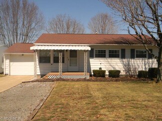 685 Harrison St, Magnolia, OH 44643