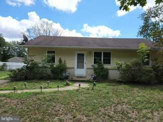 414 Spring Rd, Hammonton, NJ 08037