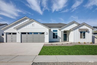 8234 E Bright Angel Dr, Nampa, ID 83687
