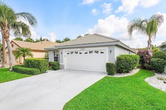 2802 Waters Edge Cir, Greenacres, FL 33413