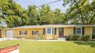 6939 Myrtle Ave, Kansas City, MO 64132